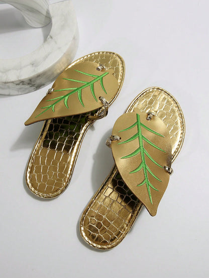Women's Leaf Shape Flat Sandals Beach Shoes