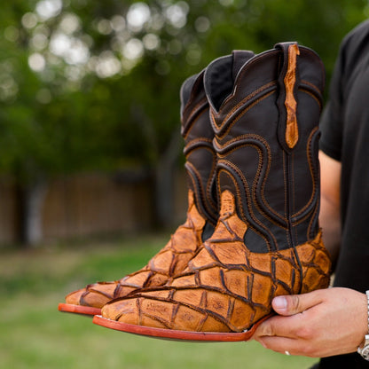 Men's Matte Square Toe Leather Boots