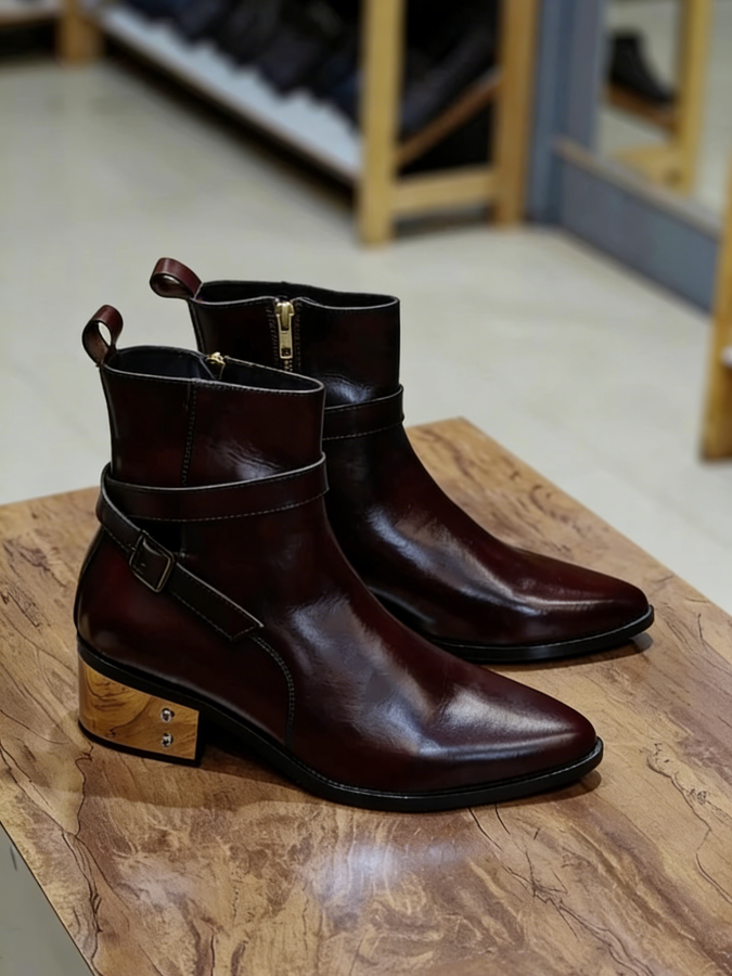 Men's Gold-heeled Belted Leather Boots