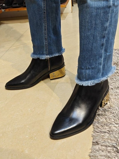 Black Gold-heeled Pointed Boots