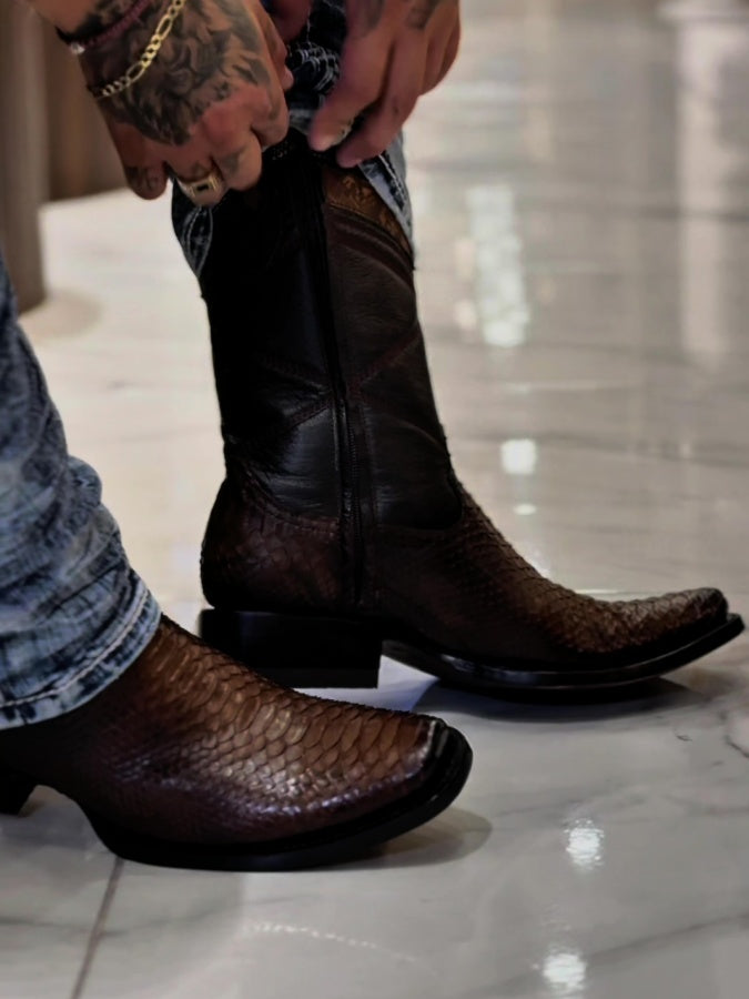 Men's Scale Pointed Toe Leather Boots
