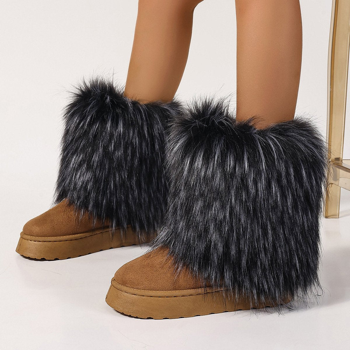 Fashionable Furry Thick-soled Mid-calf Boot